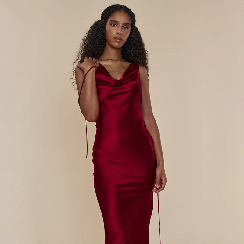 Size guide for women's backless lace-up gown