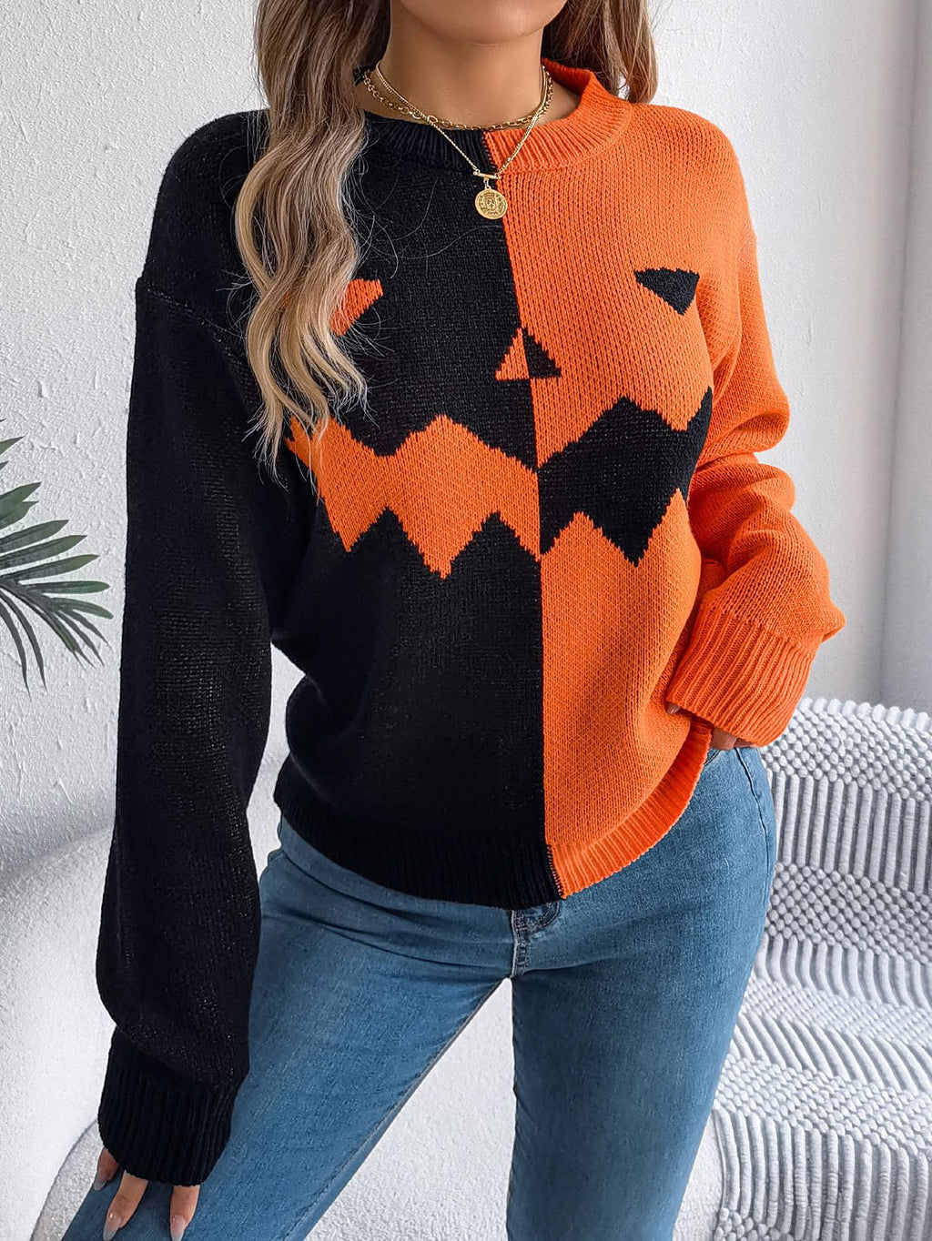 Women's Halloween sweater in grey