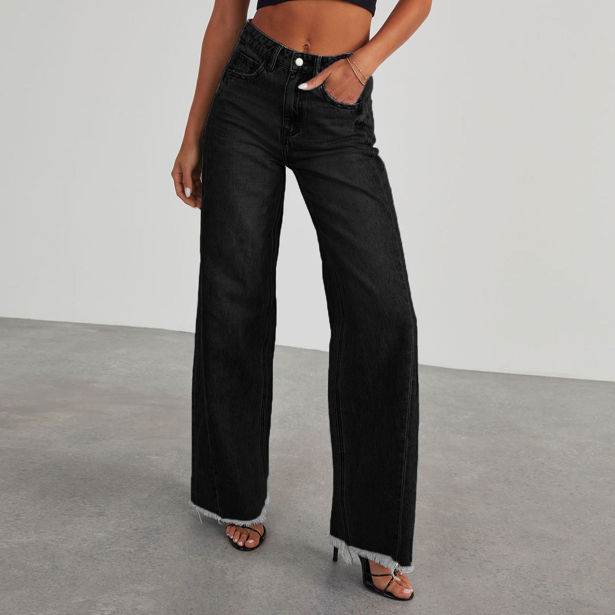 Women's wide-leg jeans in grey