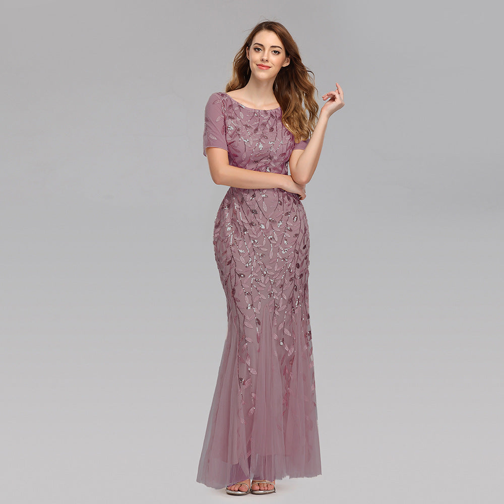 Size guide for women's plus size fishtail evening gown