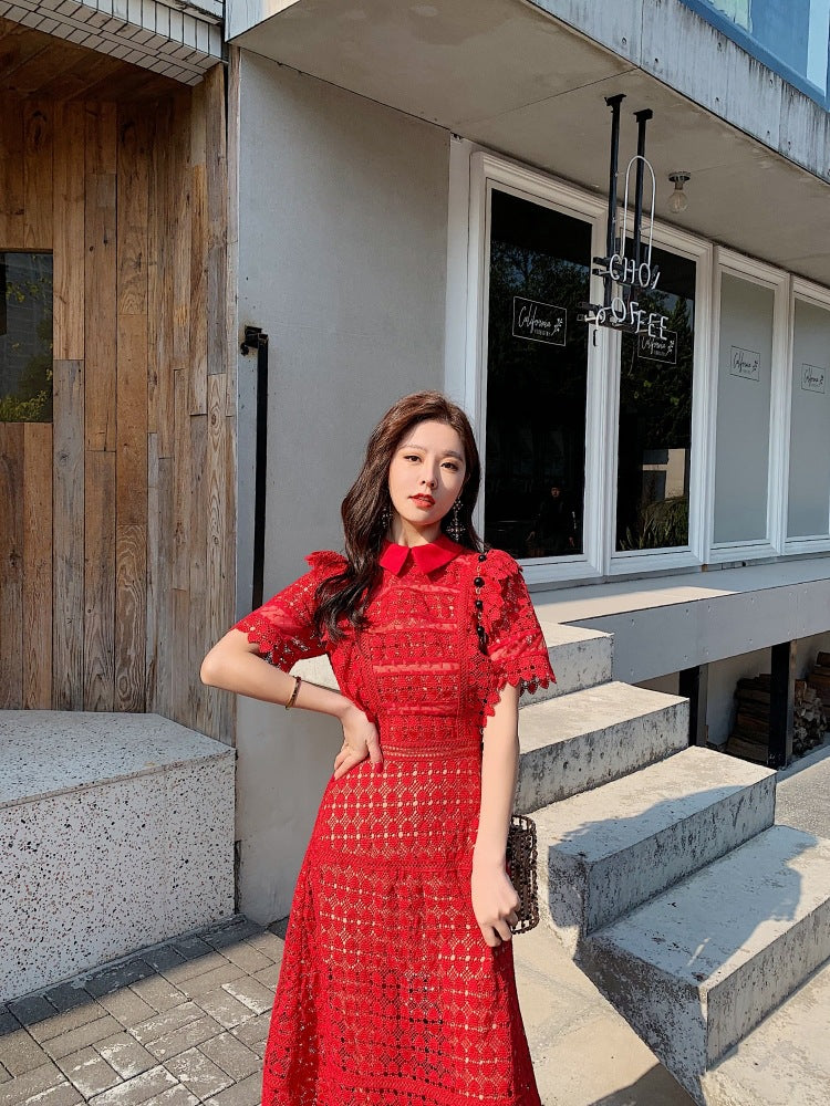 Woman wearing retro lapel A-line dress