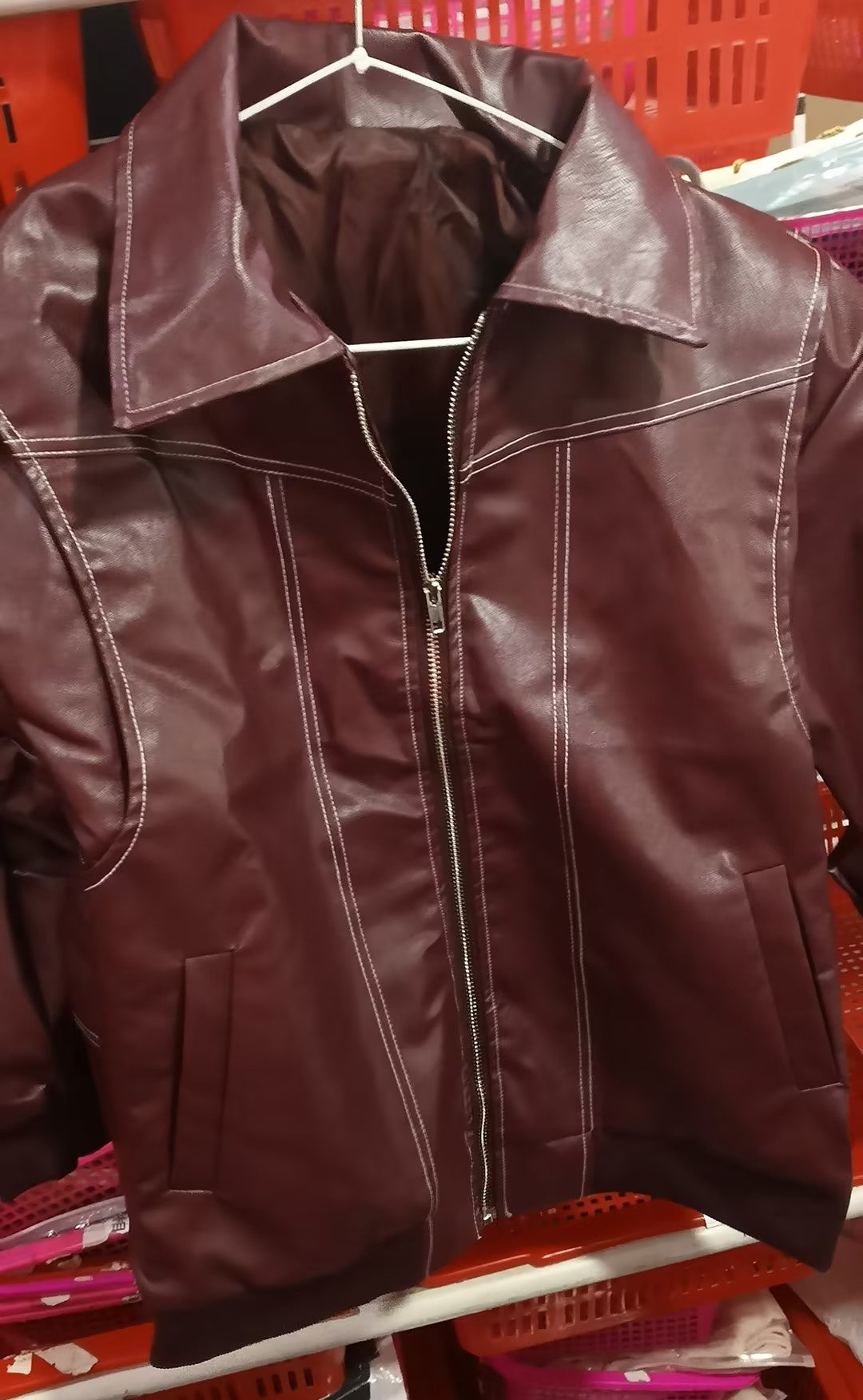 Size guide for women's sleeveless moto jacket