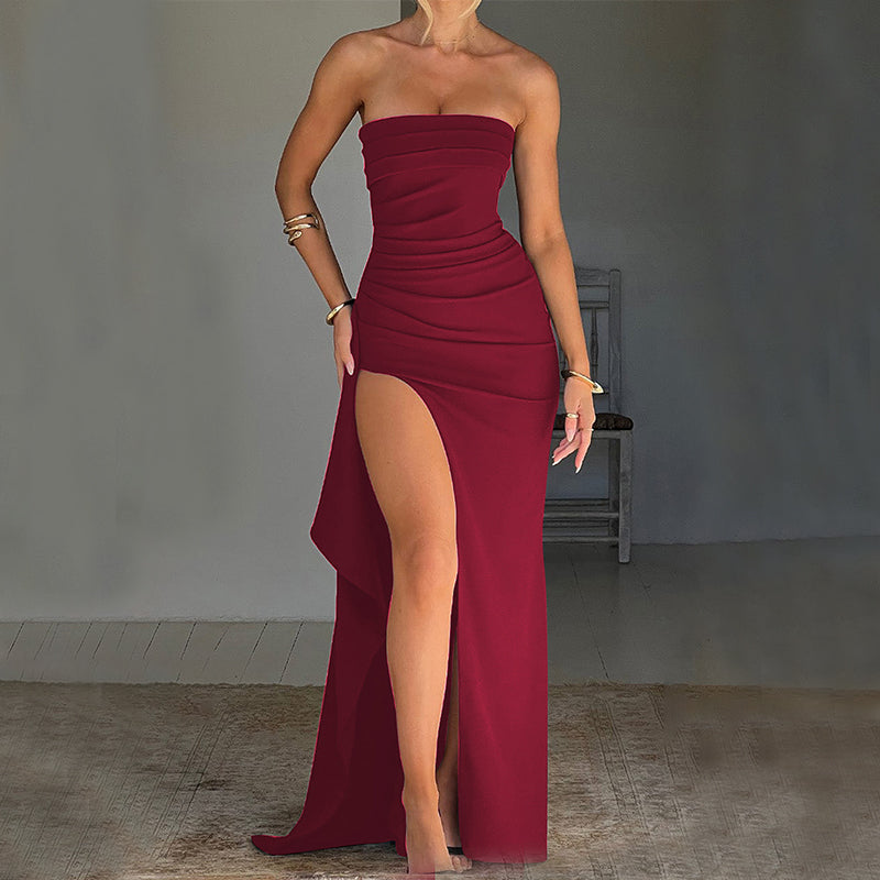 Backless detail on women's bridesmaid dress